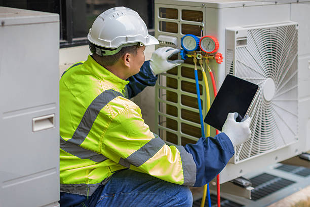 Professional Hvac technician working in Arlington Heights, MA